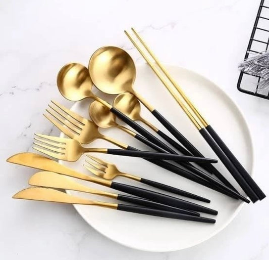 Elegant 24 Piece Stainless Steel Cutlery Set